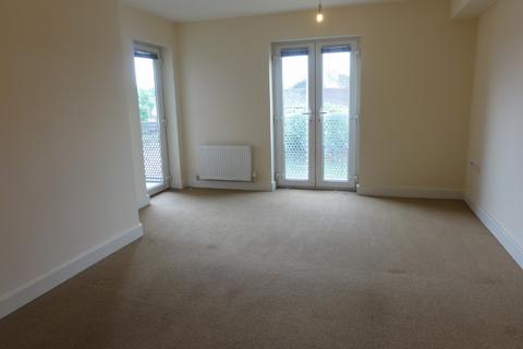 2 bedroom flat to rent, Main Road, Far Cotton, Northampton, NN4
