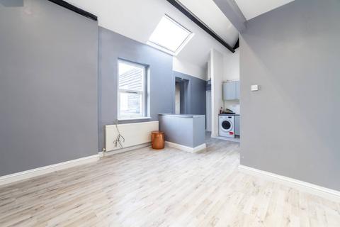 1 bedroom flat for sale, Harrow Road, London W9