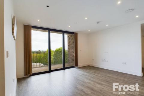 2 bedroom apartment for sale, High Street, Staines-upon-Thames, Surrey, TW18