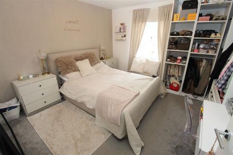 2 bedroom flat for sale, Pegasus Place, Plymouth PL9