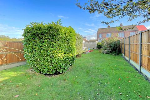 15 Elwin Road, Tiptree, Colchester, CO5 0HL