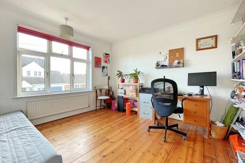 15 Elwin Road, Tiptree, Colchester, CO5 0HL