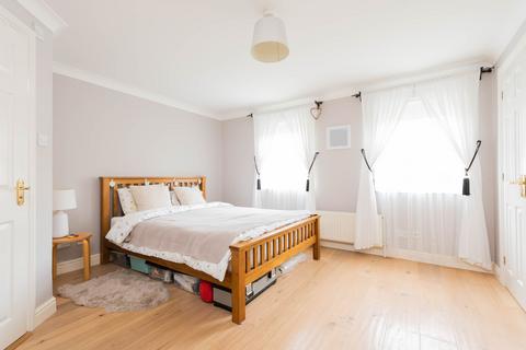2 bedroom apartment for sale, Mandelbrote Drive, Littlemore, OX4