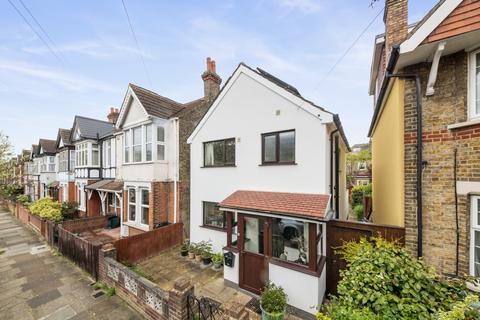 3 bedroom detached house for sale, Cowper Road, Hanwell, W7