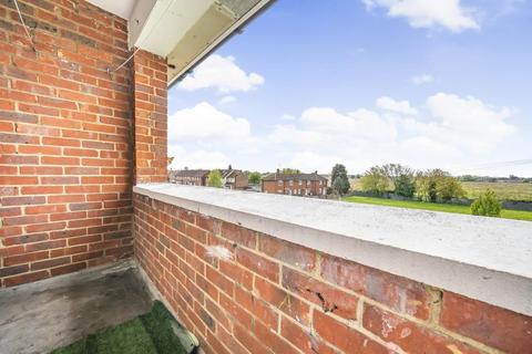 2 bedroom flat for sale, Heston,  Middlesex,  TW5