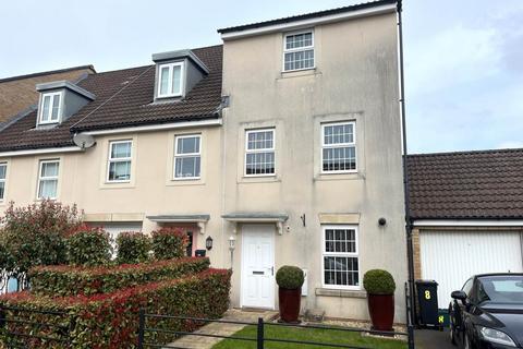 2 bedroom house to rent, Normandy Drive, Bristol,