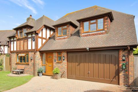 4 bedroom detached house for sale, Orchard Drive, New Romney TN28