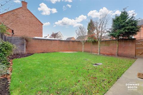 8 Thropp Close, Lichfield, WS13 8FP