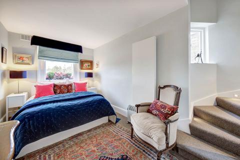 1 bedroom apartment for sale, Royal Crescent, Holland Park