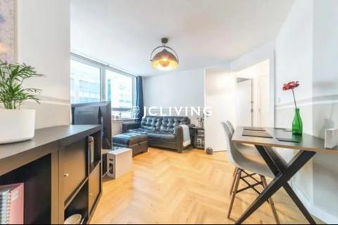 1 bedroom flat to rent, St George Wharf, London, SW8