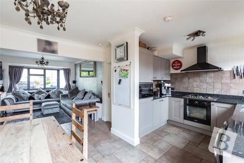 221 Warren Drive, Hornchurch, RM12 4PL