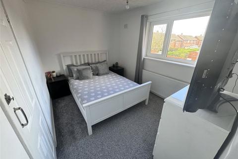 2 bedroom semi-detached house to rent, Evanlade, Gateshead, NE10