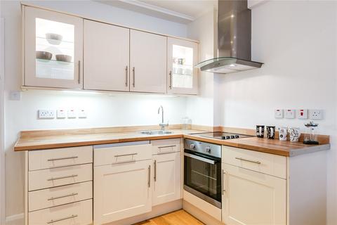 Studio for sale, Nell Gwynn House, Sloane Avenue, London