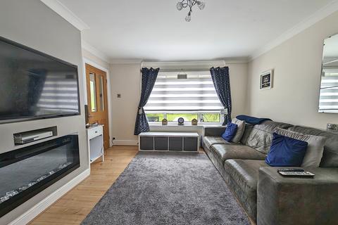 32 Cawthorne Close, Sheffield, S8 0NA