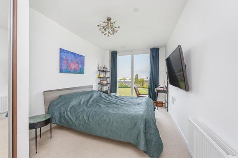 3 bedroom flat to rent, Lamington Heights, 8 Madeira Street, London