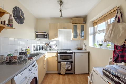 1 bedroom apartment to rent, Rossetti Road London SE16