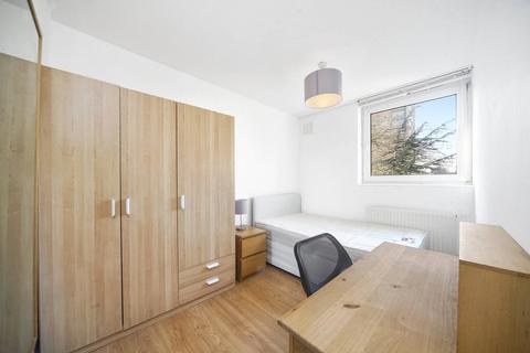 4 bedroom flat to rent, Stanhope Street, Camden, London