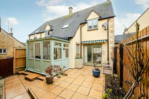 2 bedroom semi-detached house for sale, Chardwar Gardens, Bourton-On-The-Water, GL54