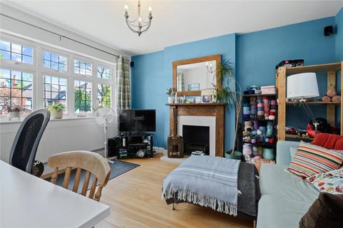 4 bedroom detached house for sale, Garrick Close, Walton-on-Thames, KT12