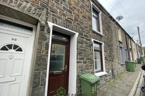 2 bedroom terraced house to rent, High Street, Mountain Ash