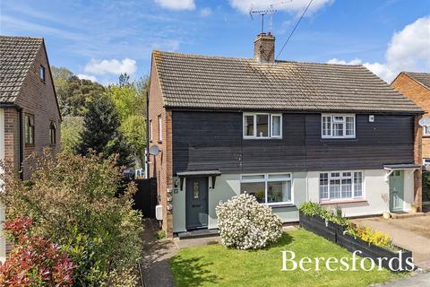 3 bedroom semi-detached house for sale, Rollestons, Writtle, CM1