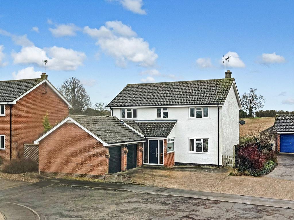 Priory Close, Ickleton 4 bed detached house for sale £570,000