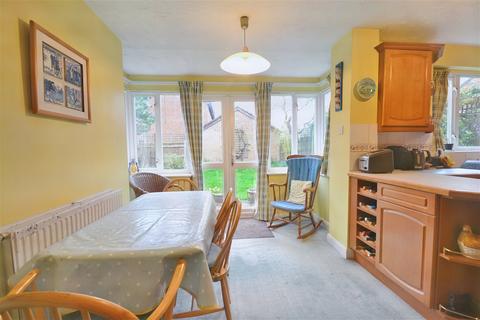 2 Barley Way, Linton, Cambridge, CB21 4YN