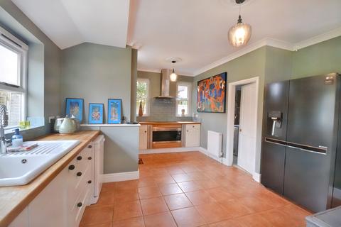 undefined, Frambury Lane, Newport