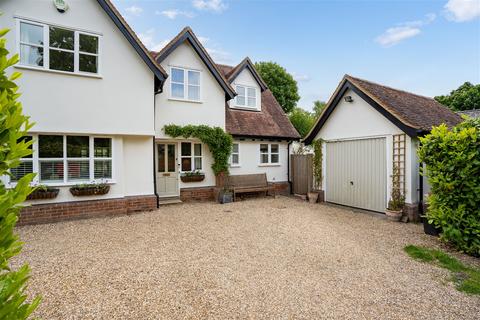 4 bedroom detached house for sale, Arkesden Road, Clavering