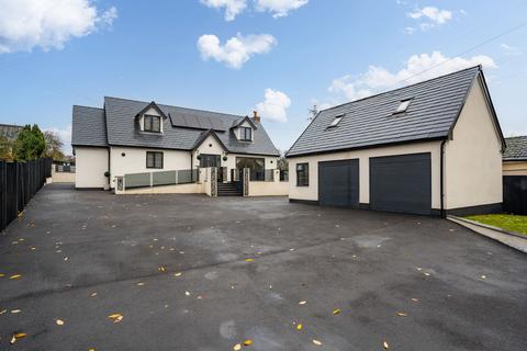 4 bedroom detached house for sale, North Hall Road, Ugley