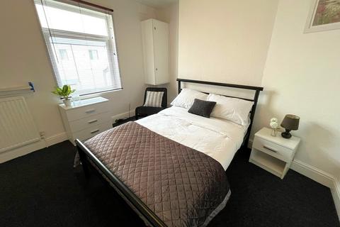 1 bedroom in a house share to rent, Layton Avenue, Mansfield NG18