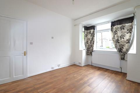 3 bedroom terraced house to rent, Upperton Road West, London E13