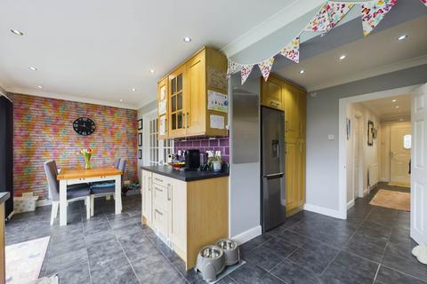 3 bedroom semi-detached house for sale, Ambleside, Aylesbury HP21