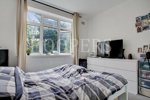 2 bedroom flat for sale, Neasden Lane, London, NW10
