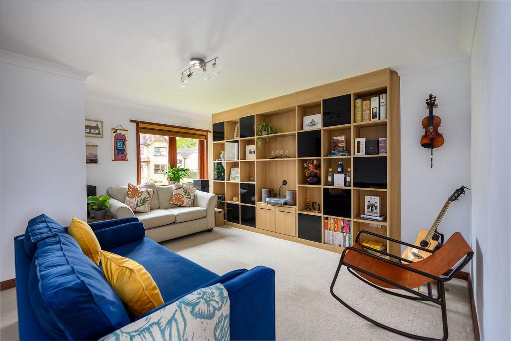 66 Elm Street, Errol, Perth, PH2 7SQ 3 bed semidetached house for sale