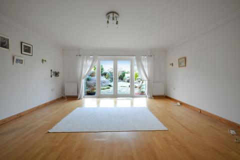 3 bedroom detached bungalow for sale, Pleasant Valley, Saffron Walden