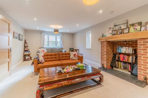 5 bedroom semi-detached house for sale, East Street, Saffron Walden