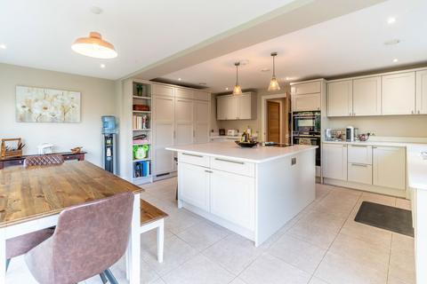 5 bedroom semi-detached house for sale, East Street, Saffron Walden