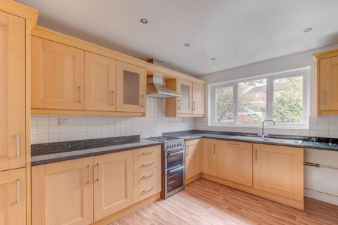 3 bedroom terraced house for sale, Lightoak Close, Redditch, Worcestershire, B97