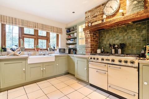 6 bedroom detached house for sale, Love Lane, Petersfield, GU31