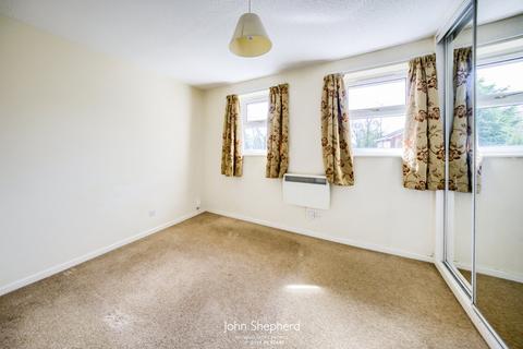 2 bedroom semi-detached house for sale, Deanbrook Close, Shirley, Solihull, West Midlands, B90