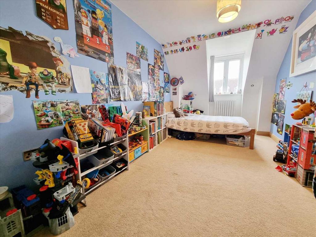 Bedroom 3:
