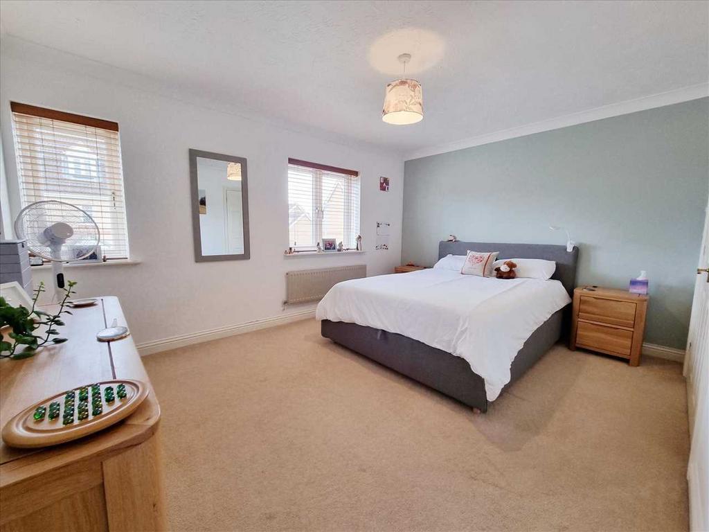 Bedroom 1: