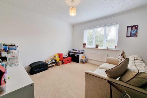 17 Covel Road, Sleaford, NG34 8BP