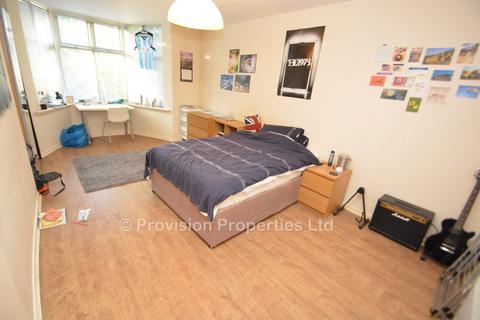 5 bedroom semi-detached house to rent, North Grange Mount, Hyde Park LS6