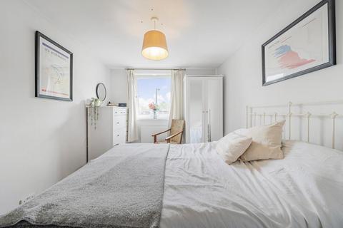 1 bedroom flat for sale, Silverthorne Road, Battersea