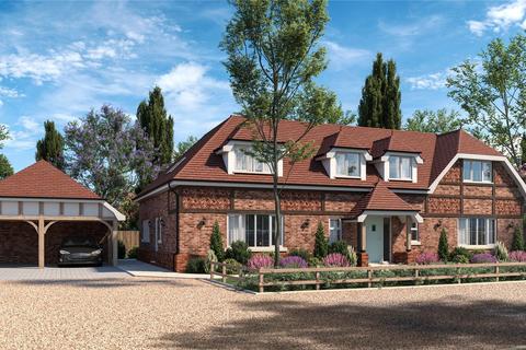 5 bedroom detached house for sale, Browninghill Green, Baughurst, Tadley, Hampshire, RG26