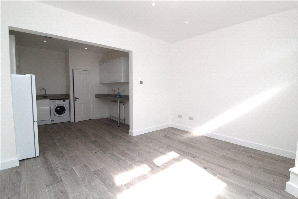 Reception/Kitchen