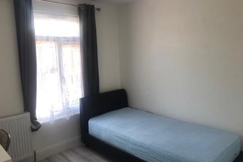 1 bedroom flat to rent, Wealdstone, HA3