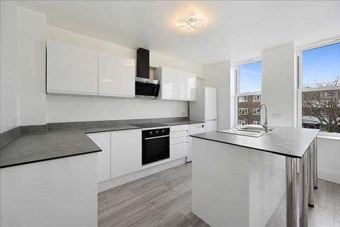 2 bedroom apartment to rent, Flat 2, 637A Garratt Lane, London